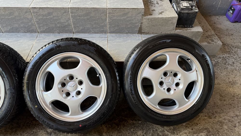 Мекаб от Мерседеса бенза r16