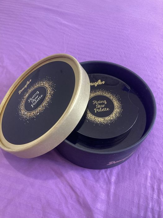 Trusa machiaj Douglas