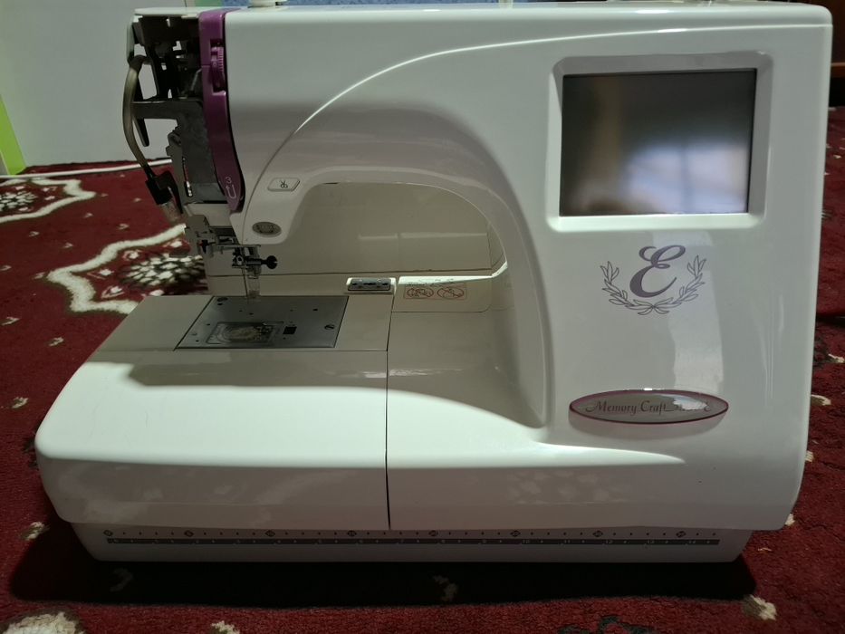 Вышивальная машина Janome Memory Craft 350E