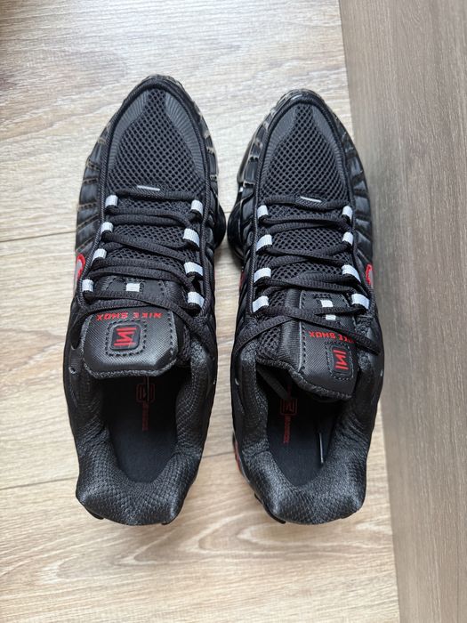 Nike Shox TL Black/ Red