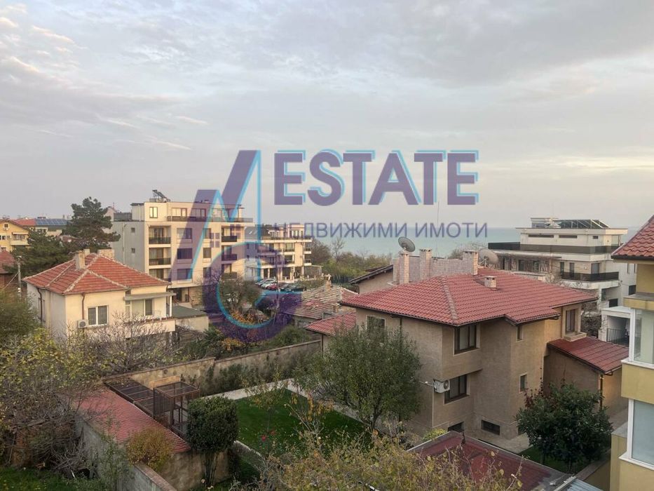 Тристаен апартамент в кв. Сарафово, гр. Бургас.