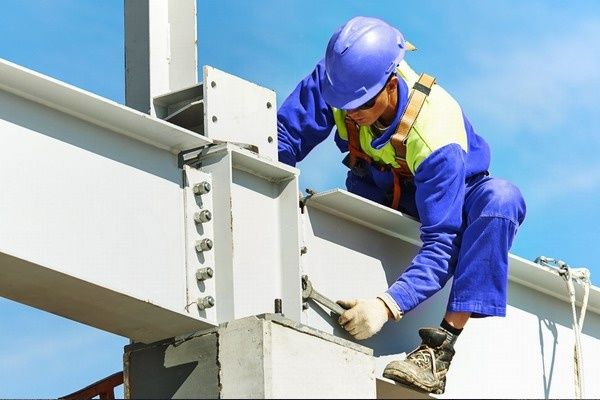 Строительно-монтажные работы/ демонтаж/ изготовление металлических кон