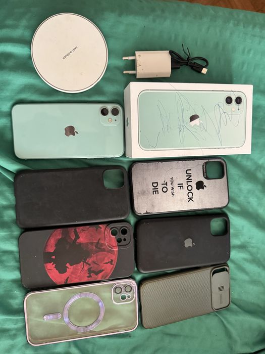 Vând sau schimb Iphon 11 Green 128 gb full box
