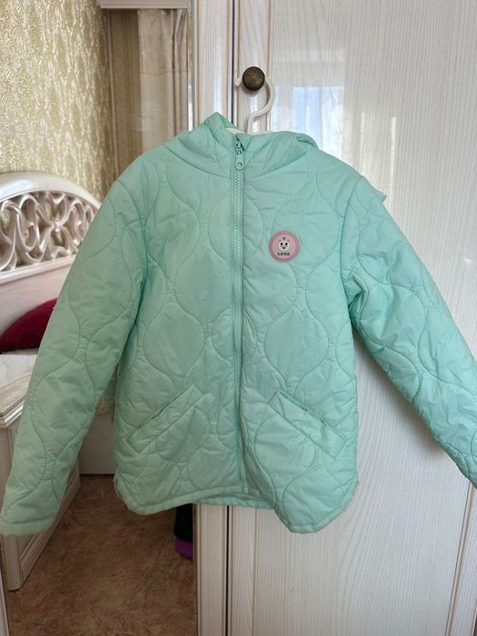 Продам куртки  размер 116