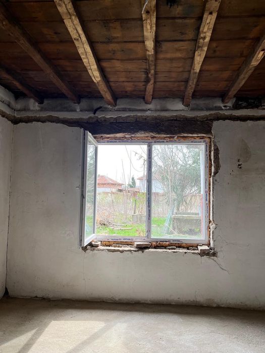 Продава се къща в Летница