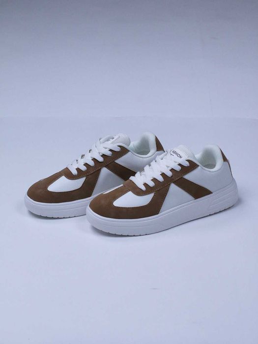 Oyoq kiyim, Krassovka, Unisex, Sifati alo darajada 36-44 razmerda