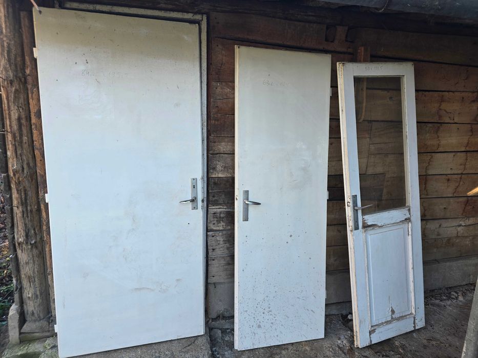 Стари дървени ВРАТИ