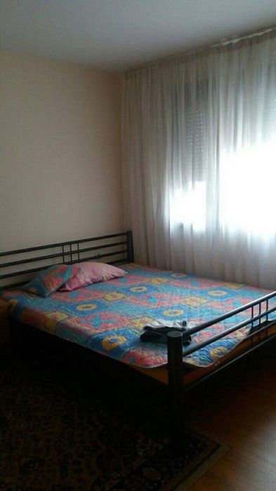 Дава се под наем Двустаен апартамент в Пловдив, Христо Смирненски - 65 кв.м за 357 € - Снимка #1