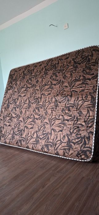 Matras sotiladi yangiday