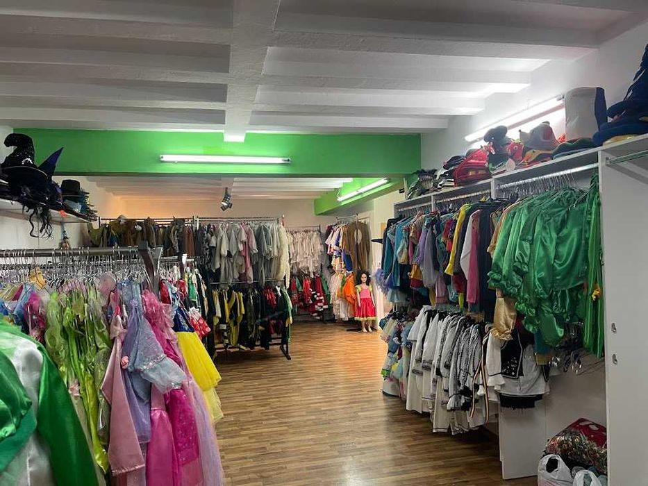 Magazin inchirieri costume serbari si petreceri tematice