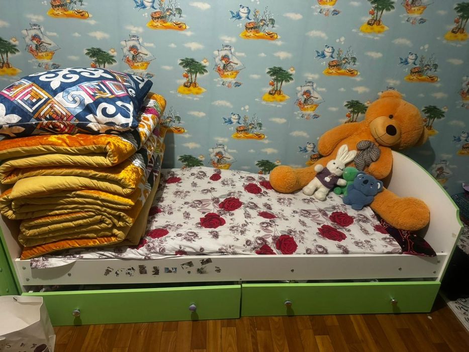 Детски кроват без матраса сатылады