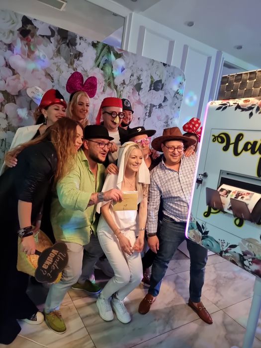 Cabina foto/ prețuri începând cu 600 lei