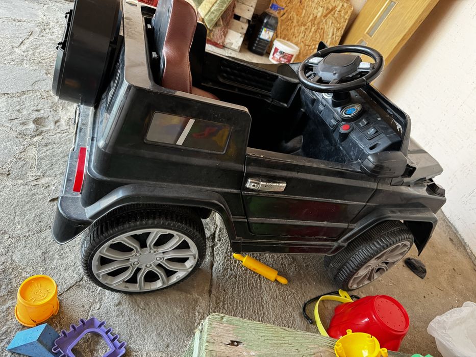 Продам детский электромобиль