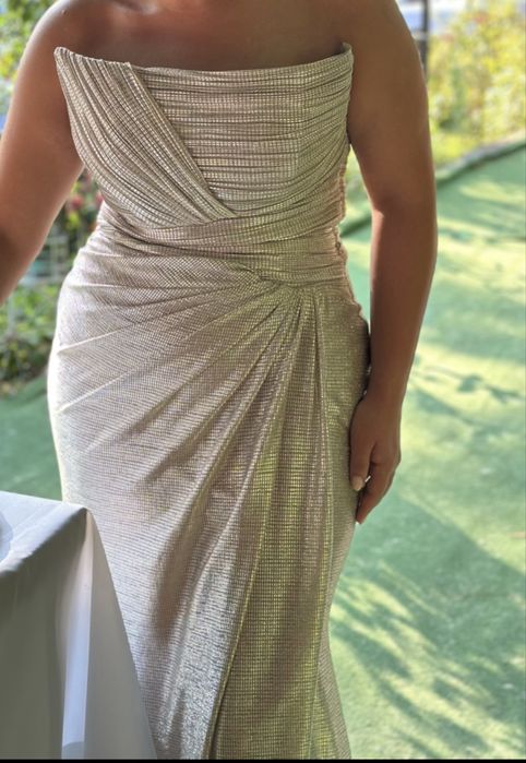 Дълга официална рокля