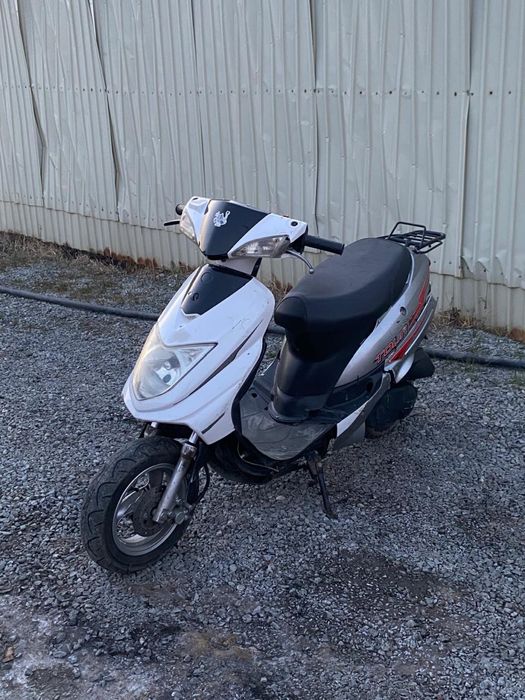 Продам скутер 50 куб