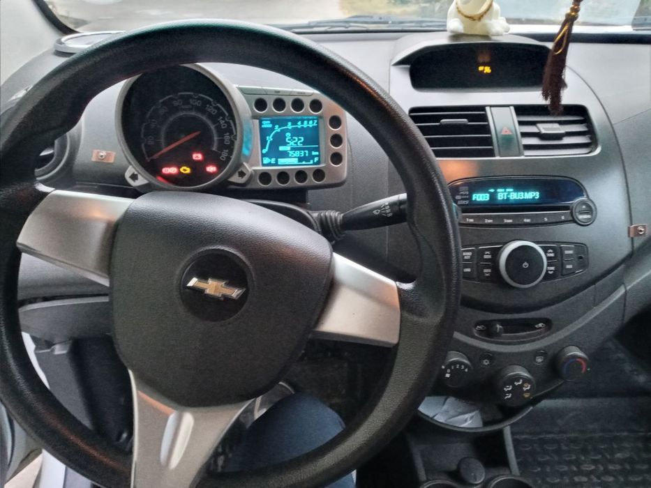 Spark 2 pozitsiya evro sotiladi kraska toza petnoyam yuq benzinda yur