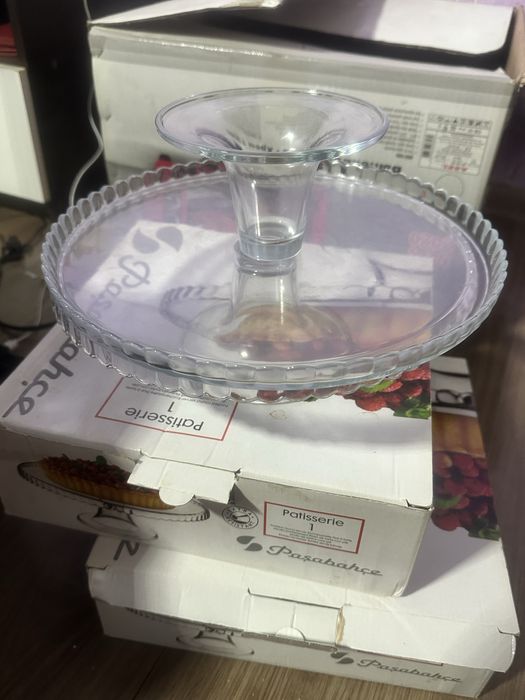 Тортница 2 штуки