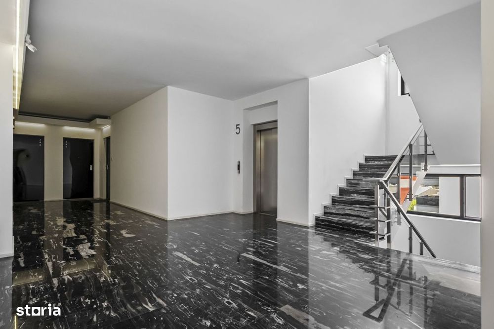 Proprietar,3 camere premium, totul NOU,4 City ,loc de parcare.