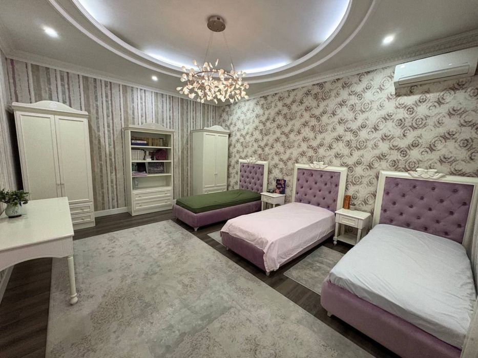 Продается 3-х уровневый дом в Алмазарском районе