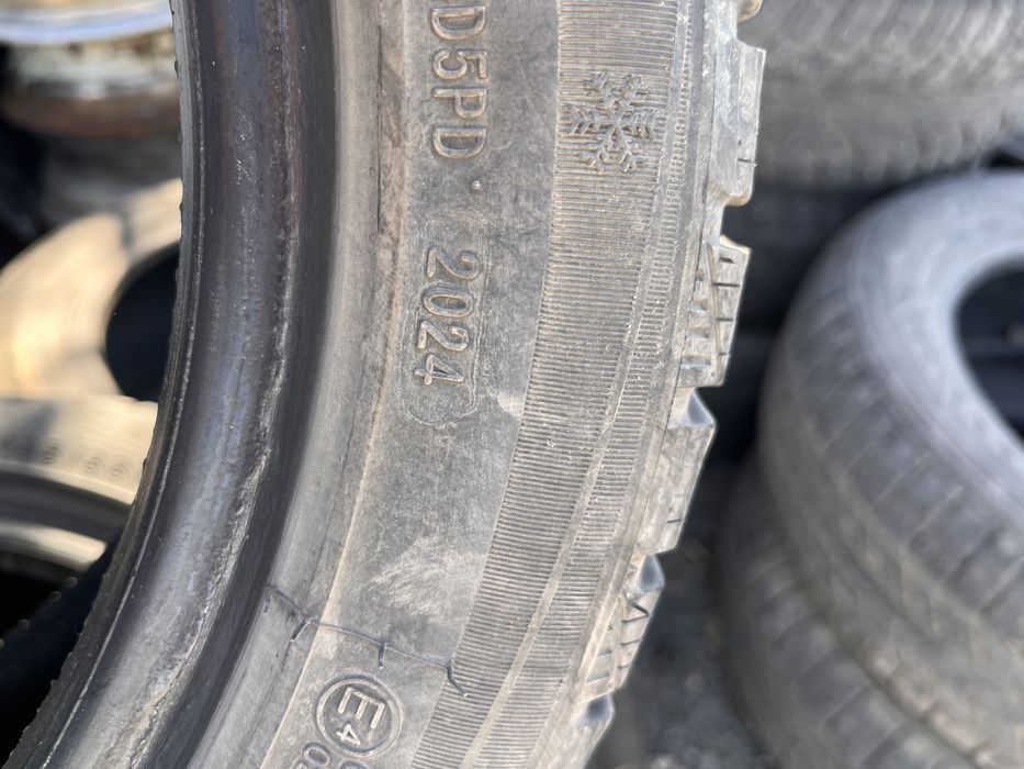 Продам зимнюю резину 185/55 R15