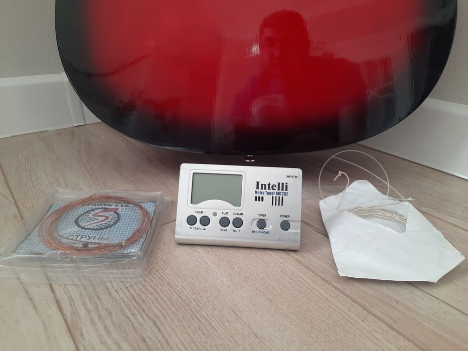 Гитара 6ти  струнная.