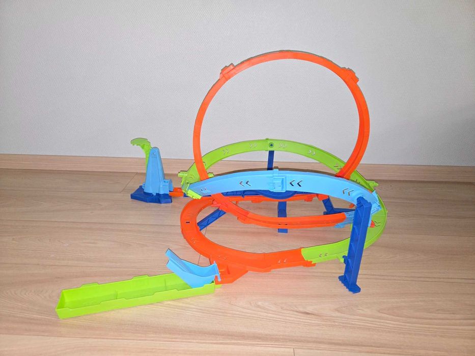 Hot Wheels / Хот Уилс Писта