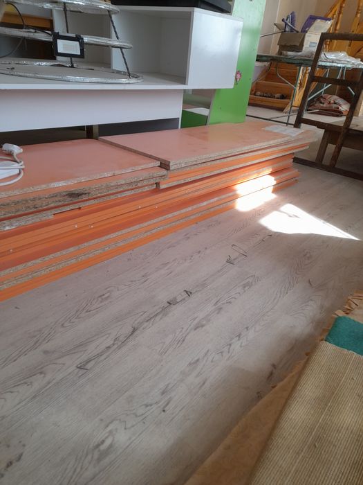 Полки для магазина