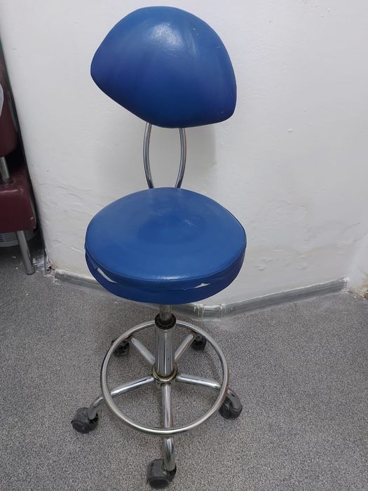 Кресло для парикмахера