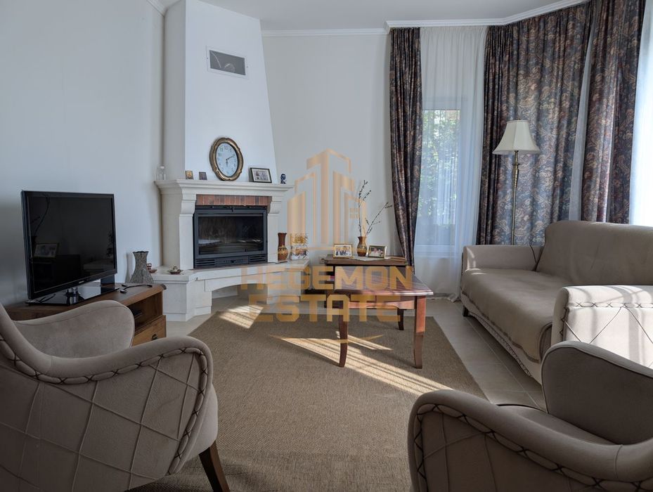 Къща в Варна, област-м-т Манастирски рид площ 865 цена 585000