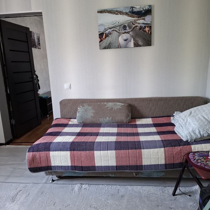 Продам  дом ( 1/2 часть дома