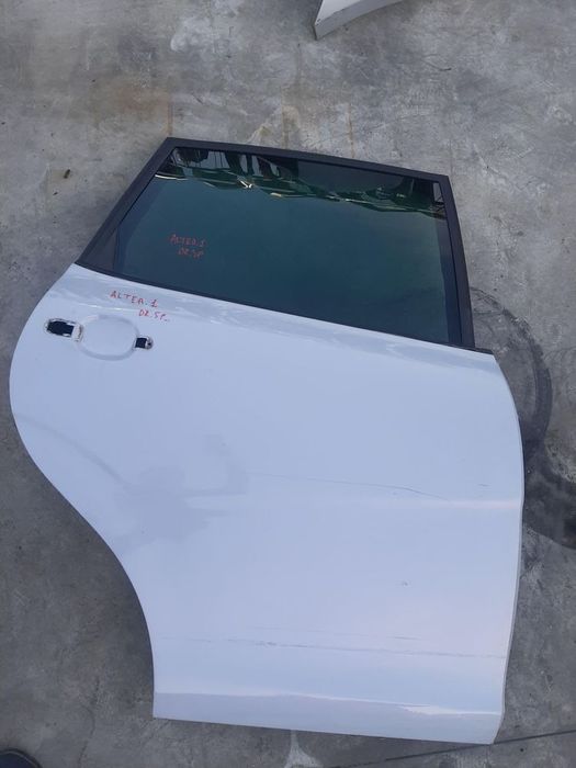 usa portiera dreapta spate seat altea 5p1