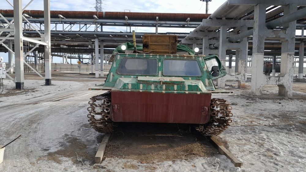 Гусеничный Транспортёр Тягач . МТ ЛБ