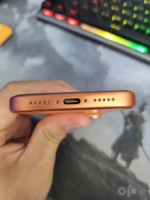 Iphone 17 pro sotiladi