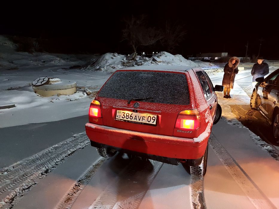 Срочно продаётся гольф 3