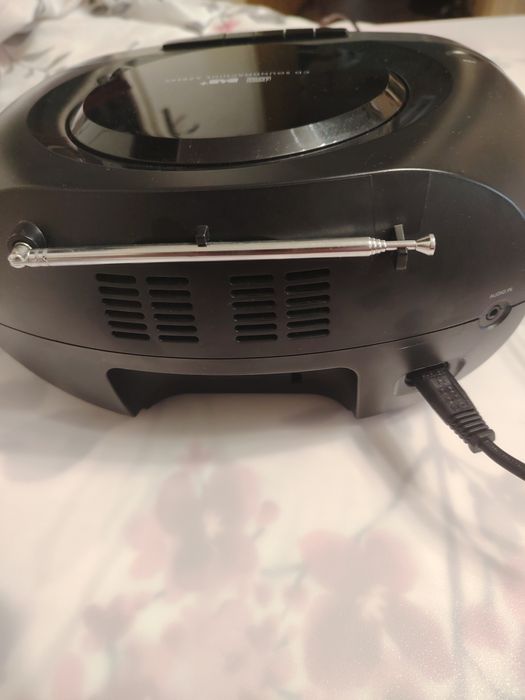 PHILIPS CD радиокасетофон DAB Аудио вход черен (AZB600/12)