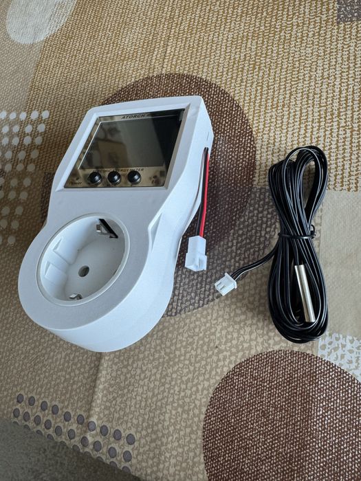 Wifi контакт с външен датчик за температура