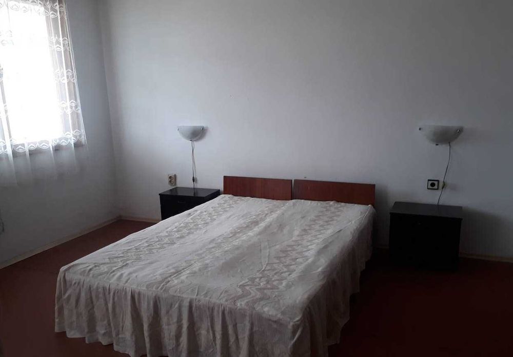 Дава се под наем Двустаен апартамент в Бургас, Възраждане - 60 кв.м за 150 € - Снимка #3