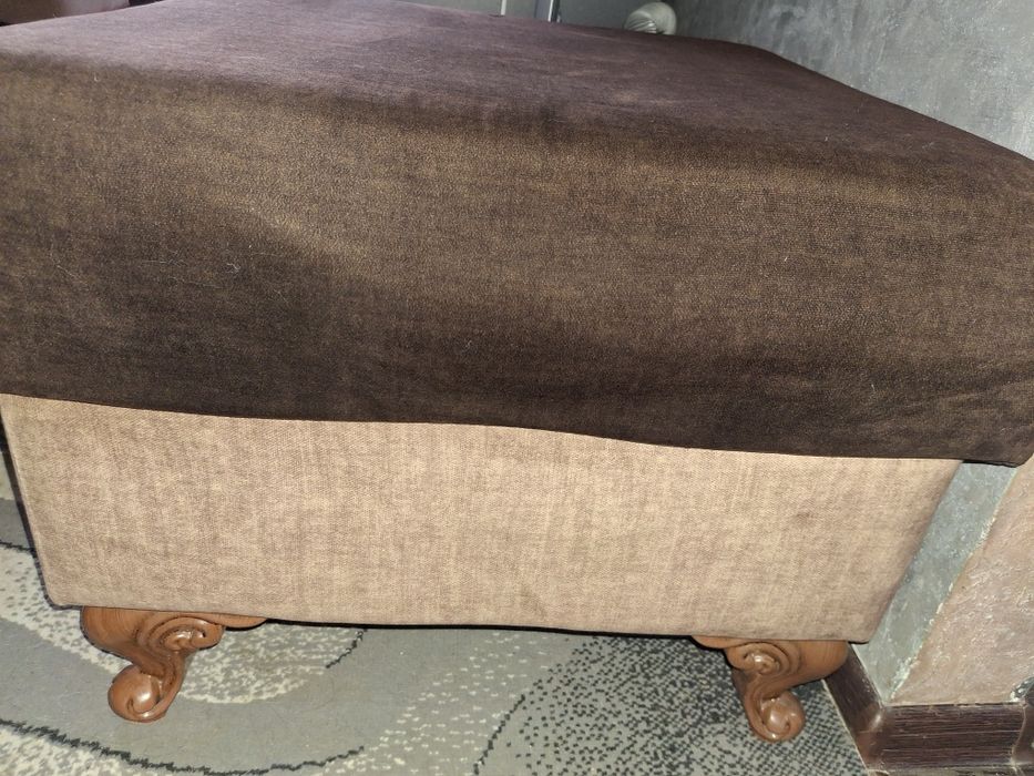 Продам кресло качалку и пуфик