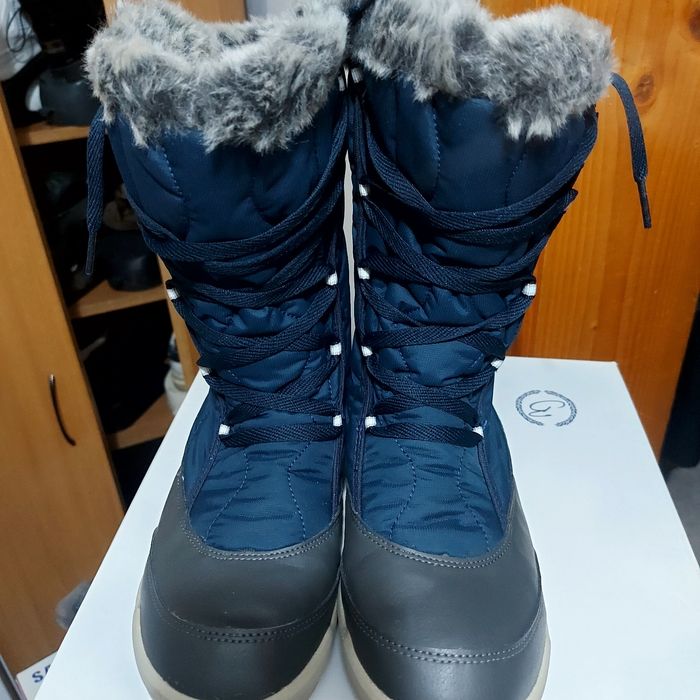 Cizme de damă impermeabile