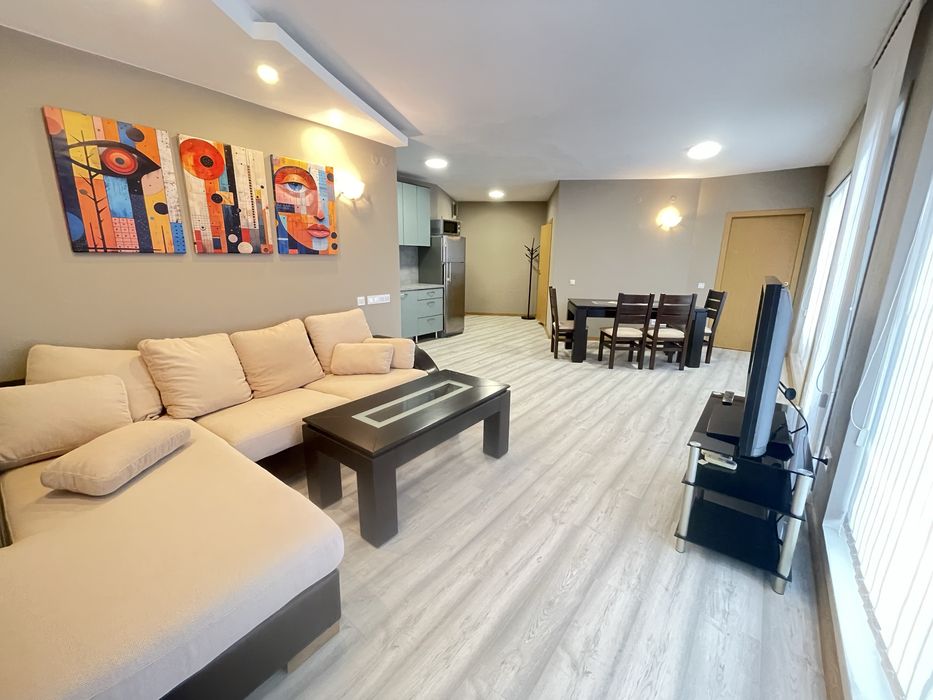 3 стаен с морск гледка