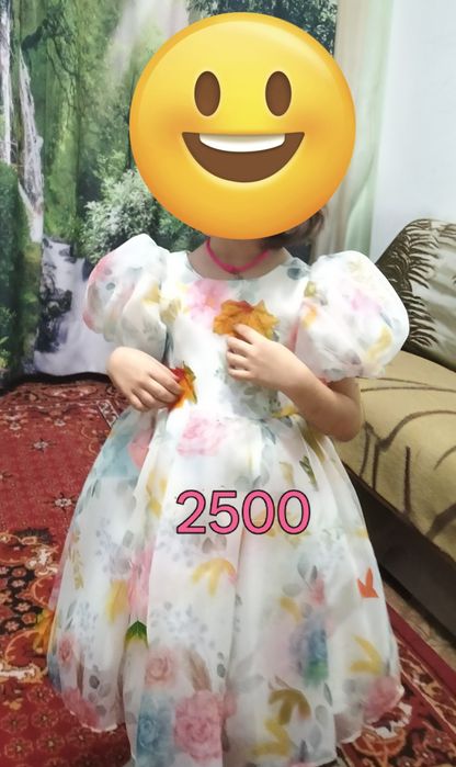 Продам платья на девочку