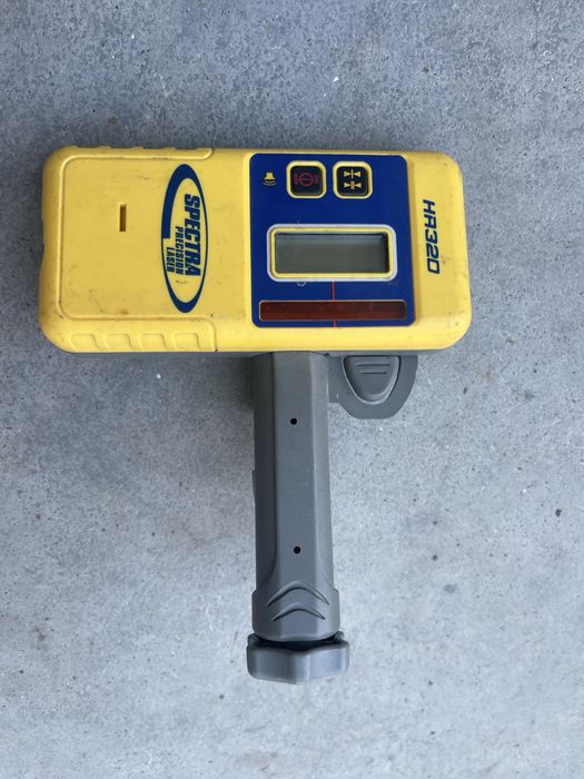 Spectra hr320 -  receptor nivela laser