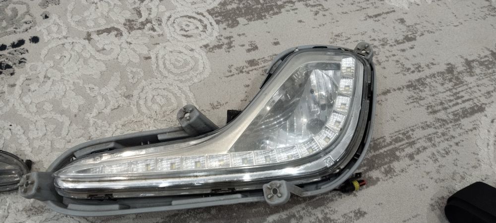 продам противотуманники на АКЦЕНТ