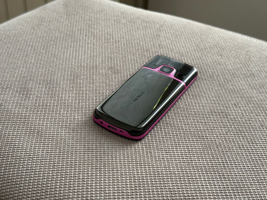 Уникат/Като Нова Nokia 6700 Classic Iluvial Pink - само на 16 часа разговори!