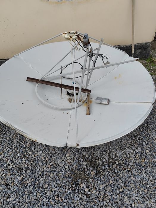 Параболическая антенна