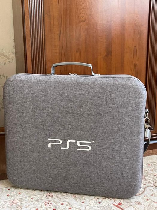 Продам PS5 FAT, с играми