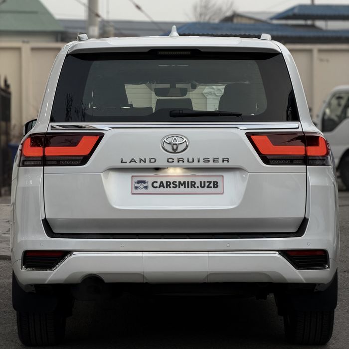 Toyota Land Cruiser 300  Full 2026 yil 3.5 turbo