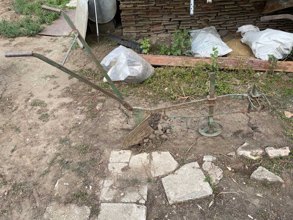 Продавам 2 бр копачки използвани в миналото