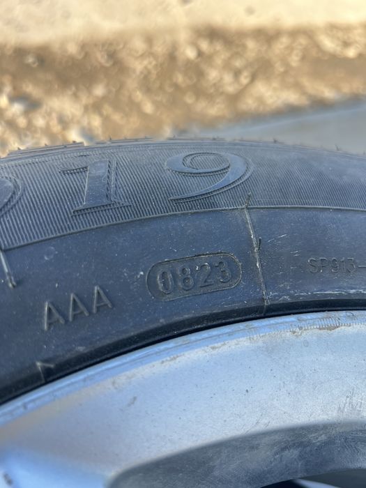 Диски с резиной R18 Lexus LS460.