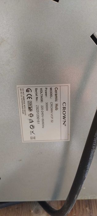 Crown VCP 32 Вграден керамичен плот, Електрически